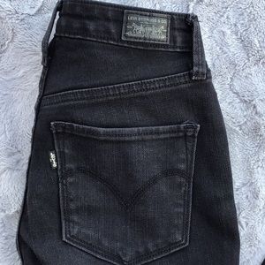 Levi’s High Rise Black Skinny Jeans Size 24 x 30